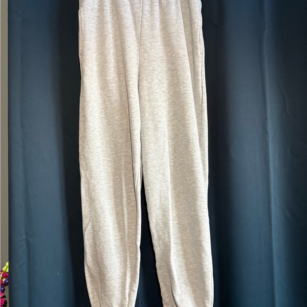 American Eagle Women’s Drawstring Grey Sweatpants